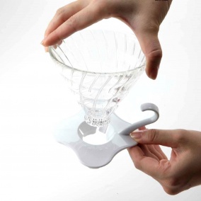 Sklenený dripper Hario V60-01- biely (VDGR-01-W) 2