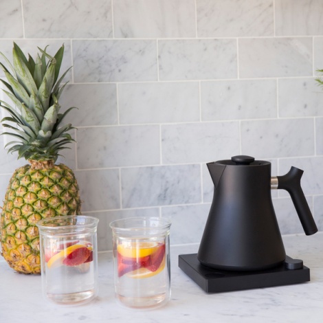 Rýchlovarná kanvica Fellow Corvo EKG 0,9 l - matná čierna