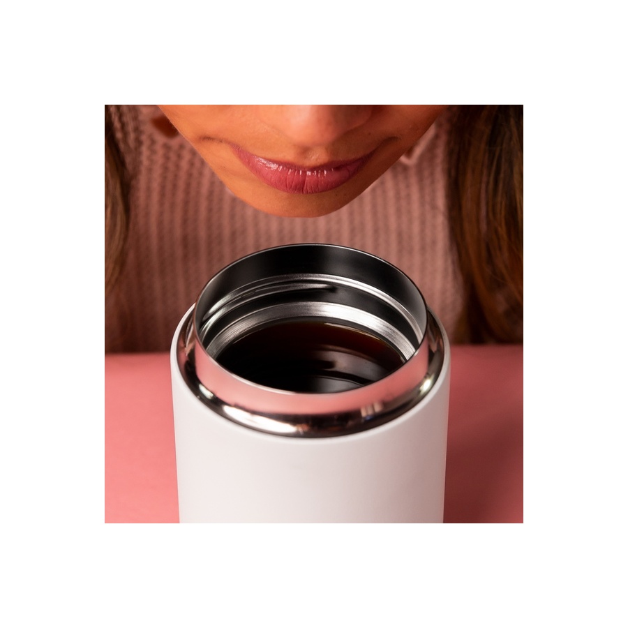 Hrnček Fellow Carter Everywhere 473 ml biely