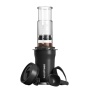 AeroPress Go Plus je ľahký, prenosný a odolný kávovar navrhnutý špeciálne pre cestovateľov.