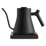 Nowy stylowy czajnik Fellow Stagg EKG PRO  z regulacją temperatury, stoperem i wąskim dziobkiem do precyzyjnego nalewania. Pojemność 0,9 l. Kolor: czarny.
