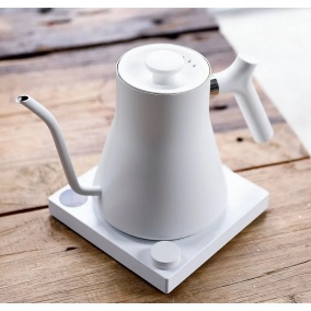 Rýchlovarná kanvica Fellow Stagg EKG PRO 0,9L elektrická biela 2