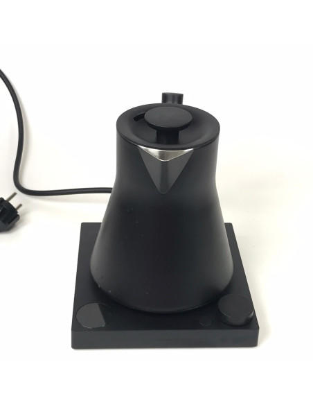 BAZAR - Rýchlovarná kanvica Fellow Corvo EKG PRO 0,9 l - matná čierna - Použité