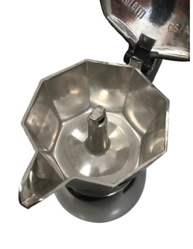 Bialetti Moka Induction 4 šálky čierna - Kozmetická vada / ZĽAVA